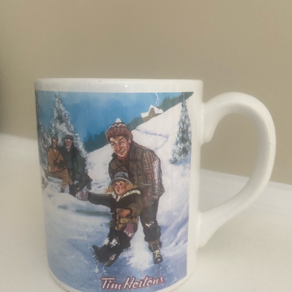 Collector Series SKATING POND Tim Hortons Coffee Mug #003 Limited Edition